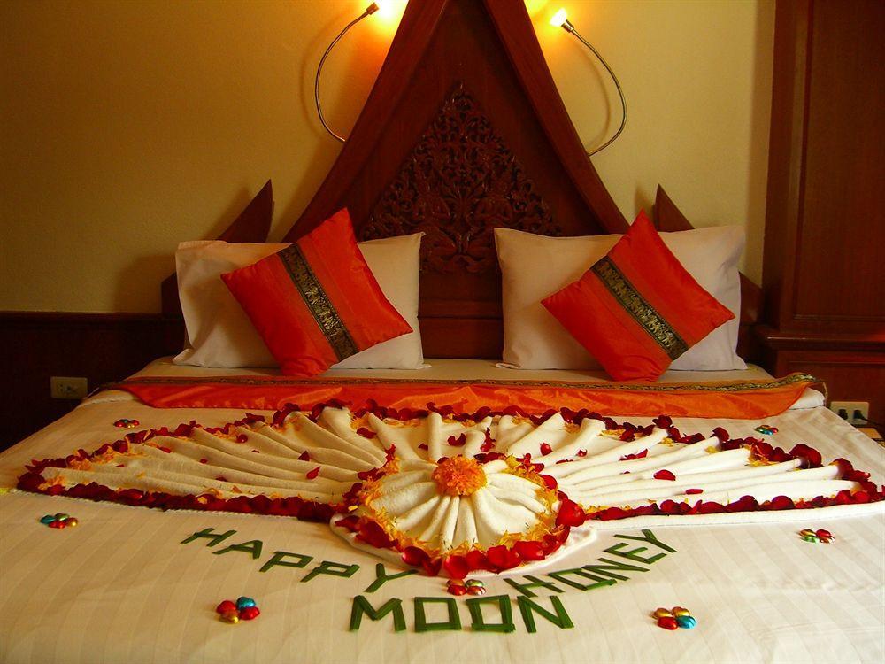 Patong Beach Bed And Breakfast ภายนอก รูปภาพ