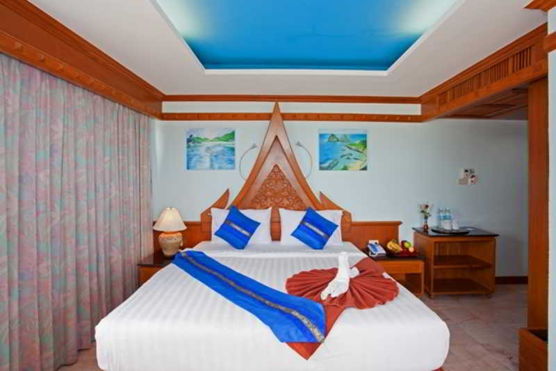 Patong Beach Bed And Breakfast ภายนอก รูปภาพ
